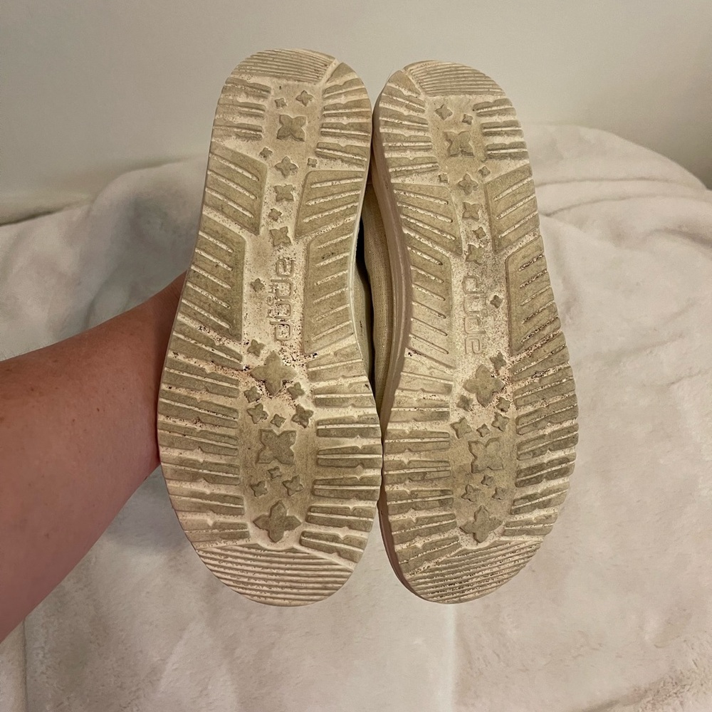 Hey Dude Women's Tan Shoes - Picture 2 of 4
